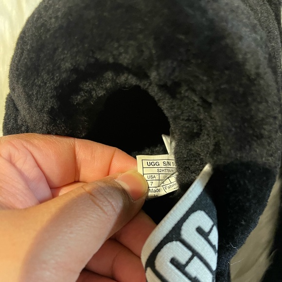 UGG slippers - Picture 5 of 7